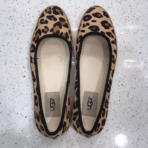 UGG Australia Leopard Kammi flats